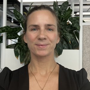 László Emilia